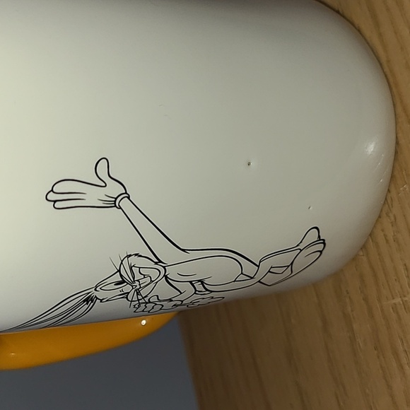 Looney Tunes Rae Dunn Bugs Bunny Mug - Picture 3 of 5